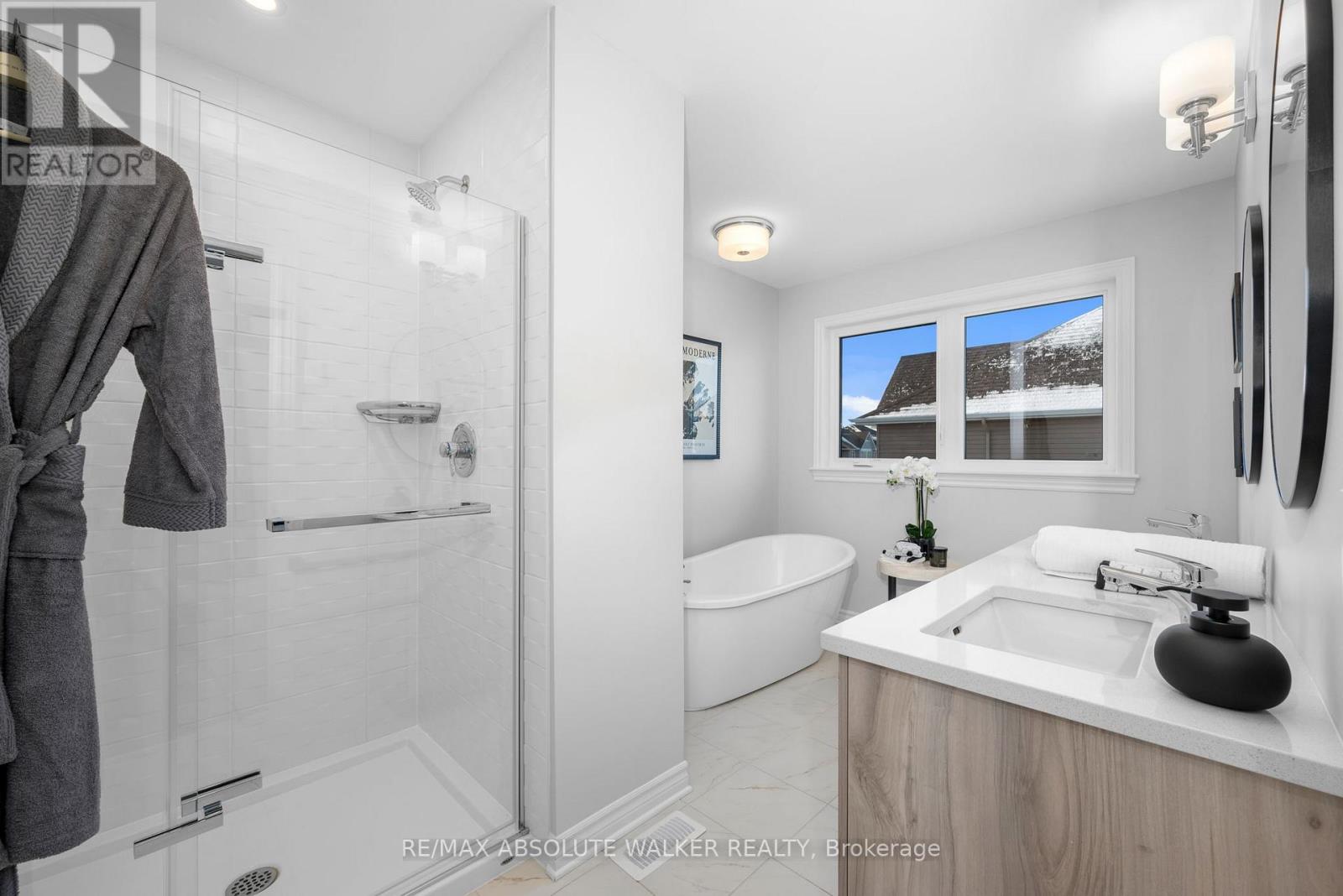 152 Kerala Place, Ottawa, Ontario  K1T 0Z3 - Photo 24 - X12605810