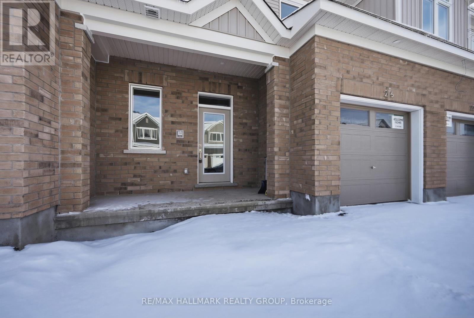 216 Ryan Reynolds Way, Ottawa, Ontario  K4A 5T6 - Photo 2 - X12605868