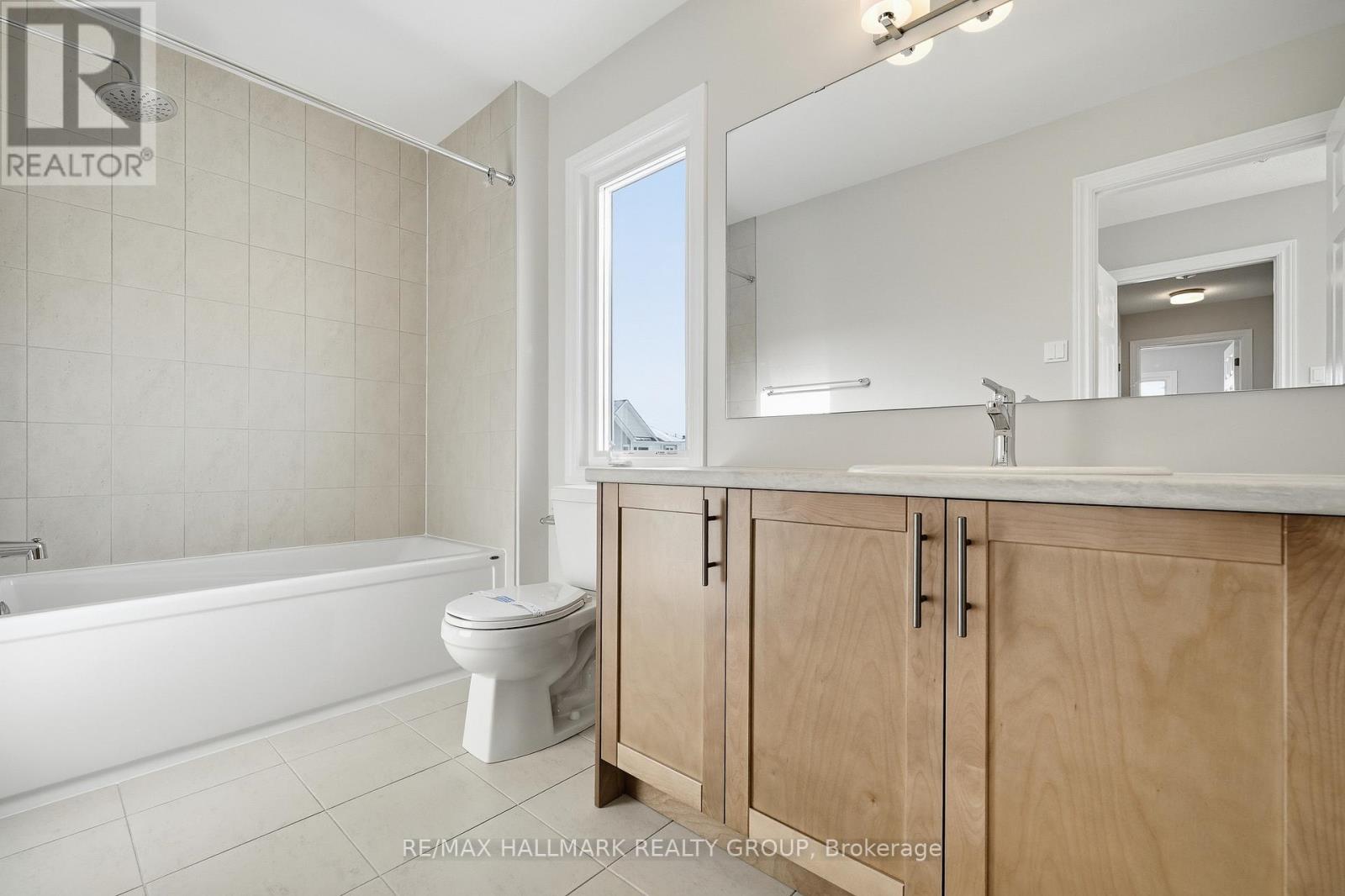 216 Ryan Reynolds Way, Ottawa, Ontario  K4A 5T6 - Photo 20 - X12605868