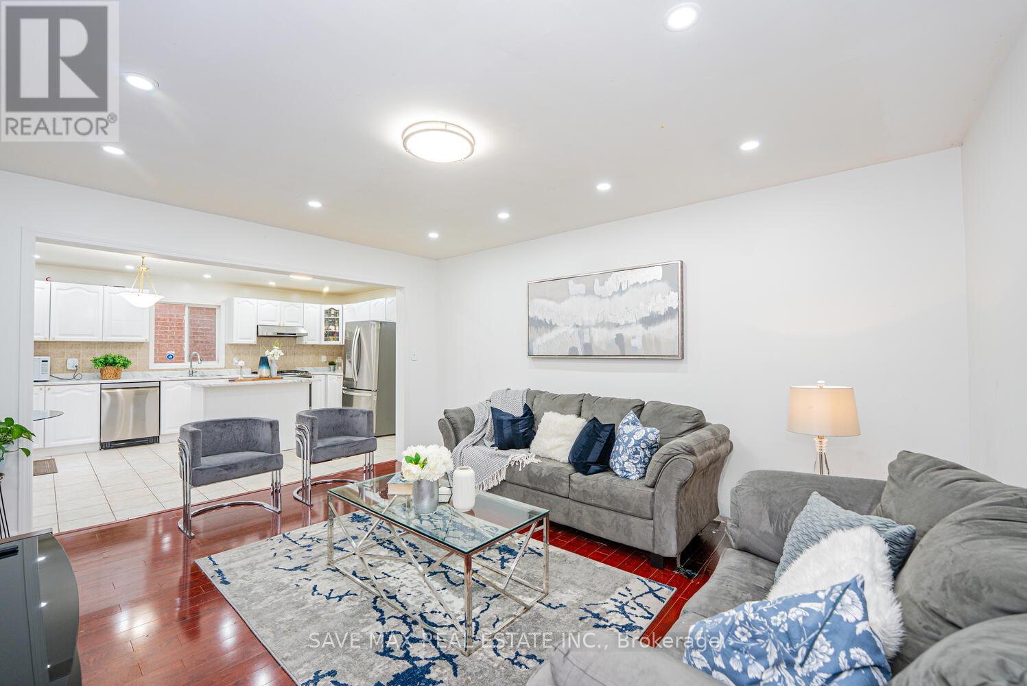 3 Gander Crescent, Brampton, Ontario  L6P 2J5 - Photo 12 - W12592384