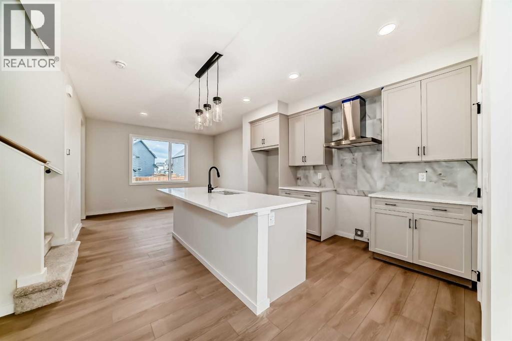 126 Lanark Gate Se, Airdrie, Alberta  T4A 3P1 - Photo 6 - A2273965