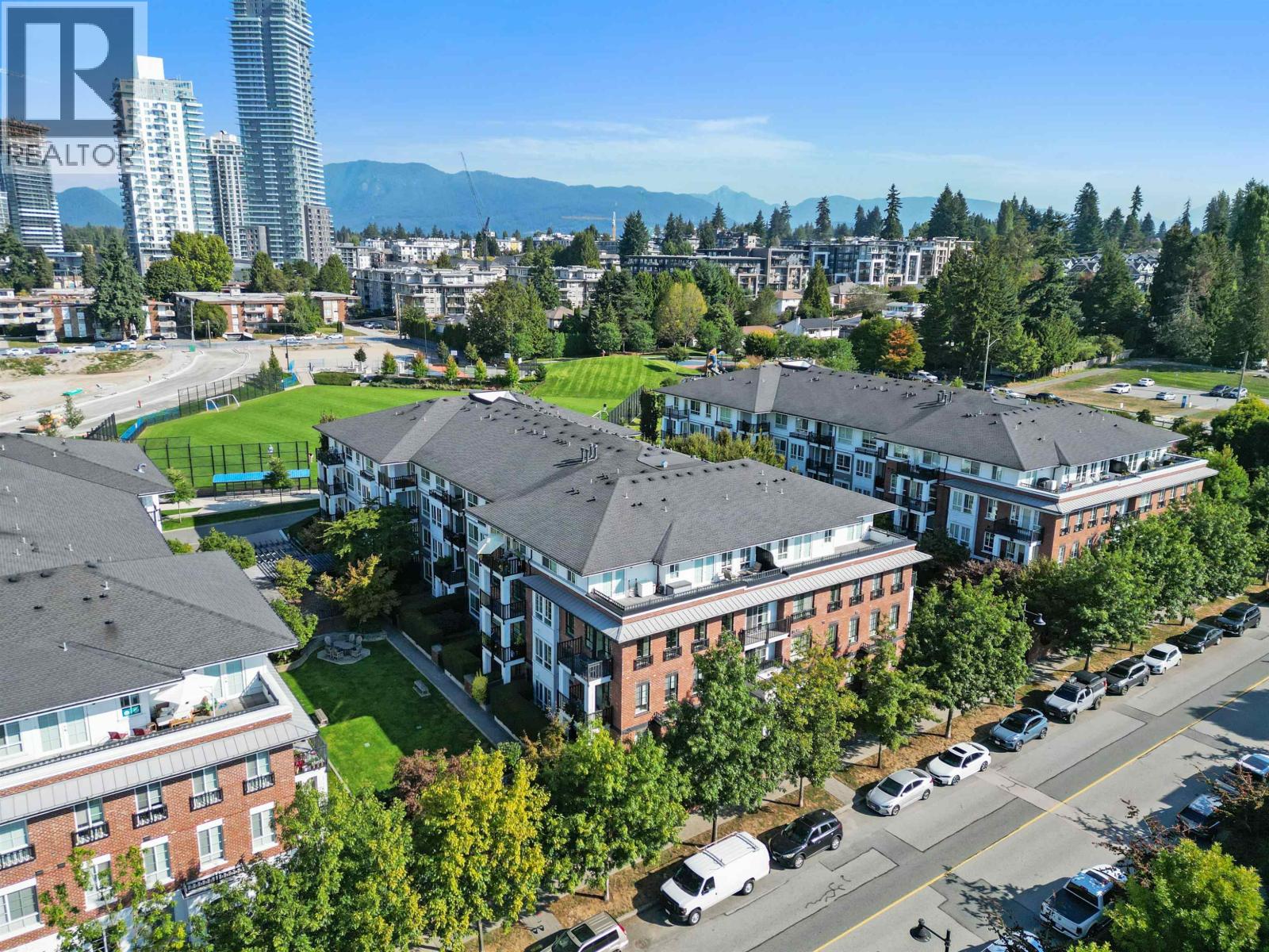 301 553 Foster Avenue, Coquitlam, British Columbia  V3J 0B5 - Photo 31 - R3072485