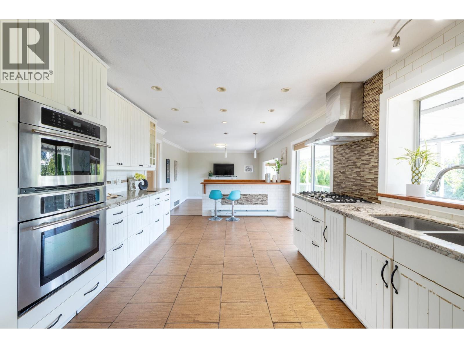 2562 Fuchsia Place, Coquitlam, British Columbia  V3E 2M7 - Photo 11 - R3072470