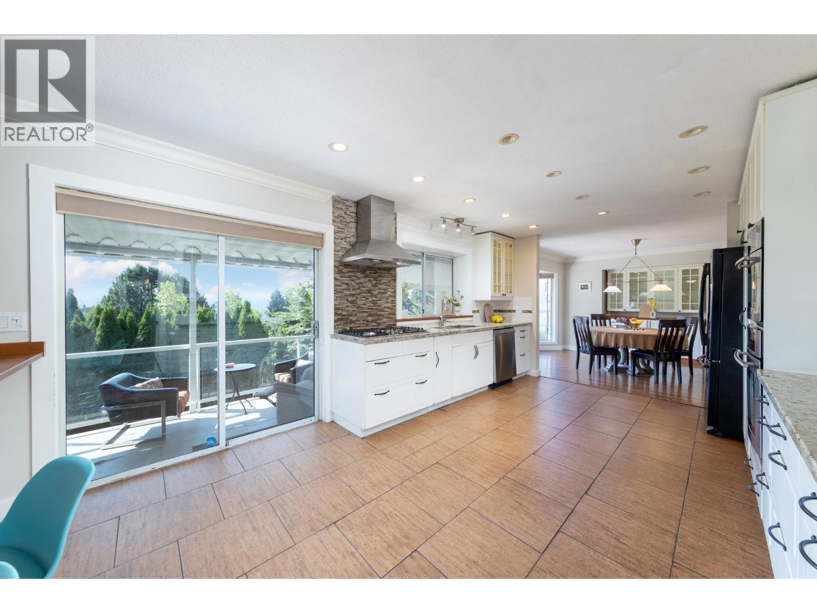 2562 Fuchsia Place, Coquitlam, British Columbia  V3E 2M7 - Photo 13 - R3072470