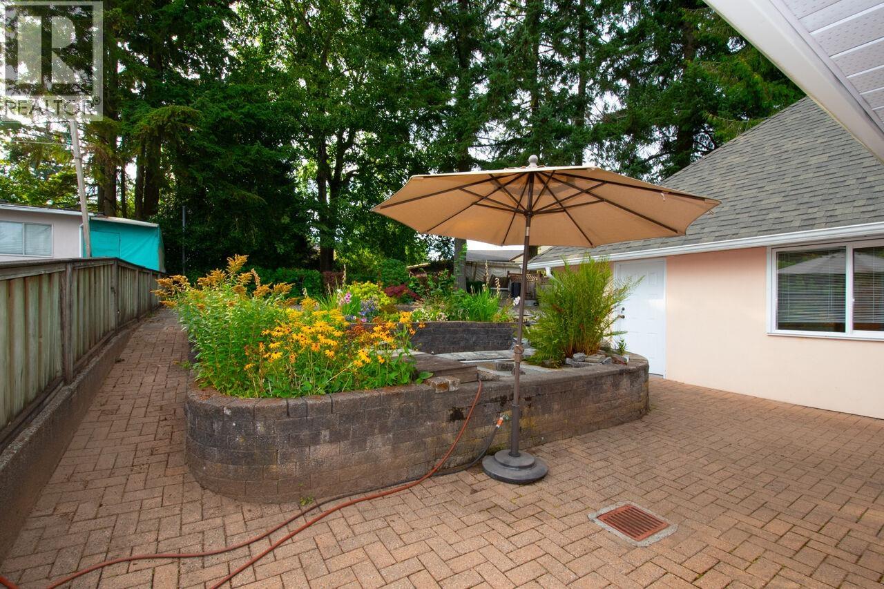 937 Westmount Drive, Port Moody, British Columbia  V3H 1K8 - Photo 33 - R3072474