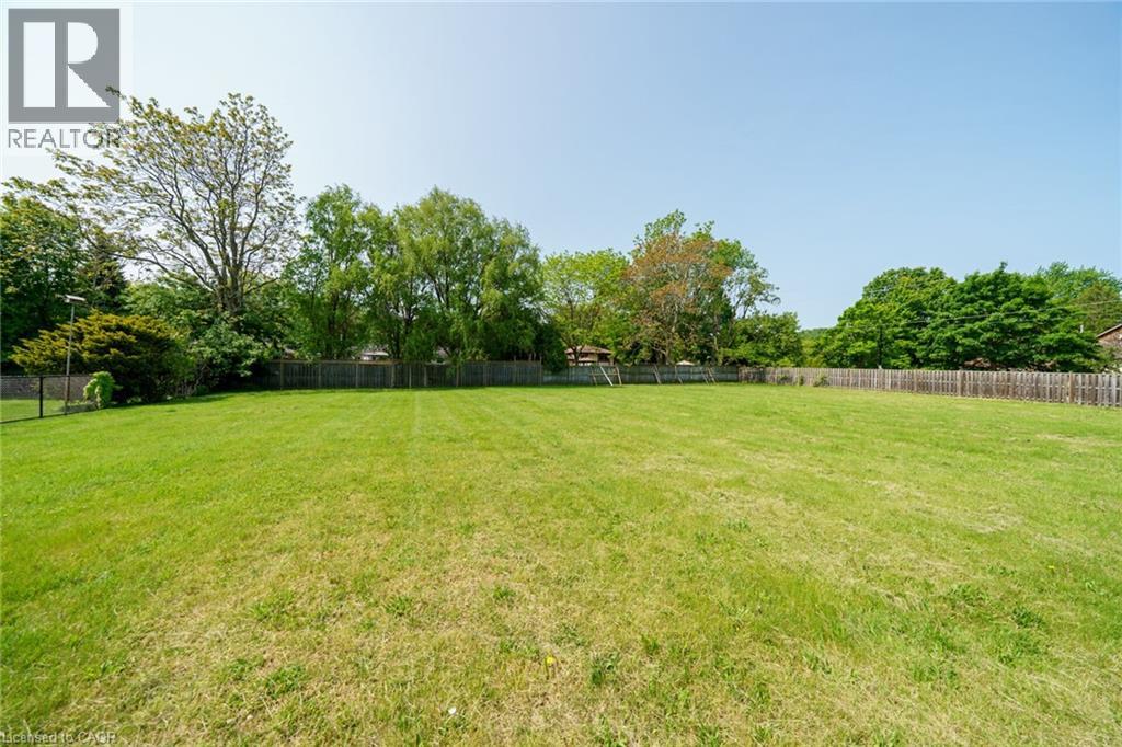 122 Main Street E, Grimsby, Ontario  L3M 1N8 - Photo 10 - 40737836