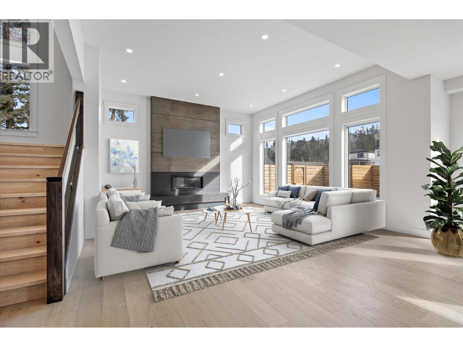 4619 Fordham Road, Kelowna, British Columbia  V1W 1P1 - Photo 1 - 10370479