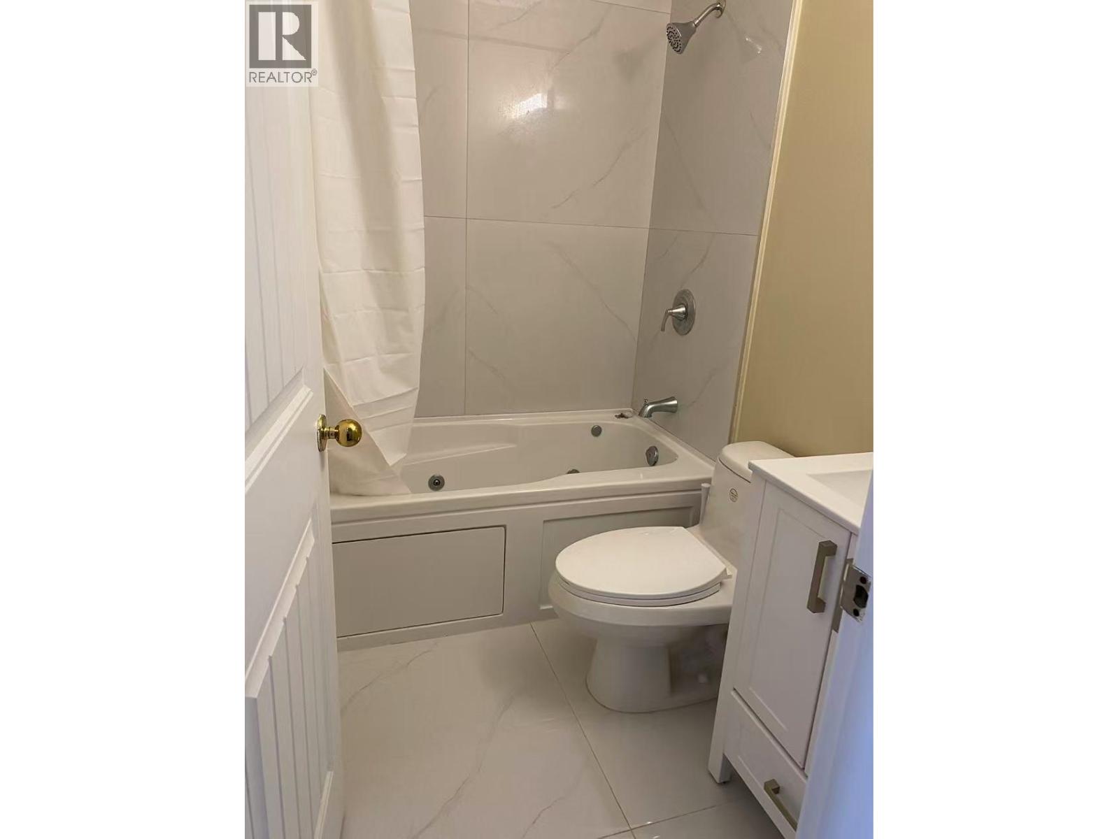 450 Wilson Street, New Westminster, British Columbia V3L 3R8 - Photo 23 - R3071584