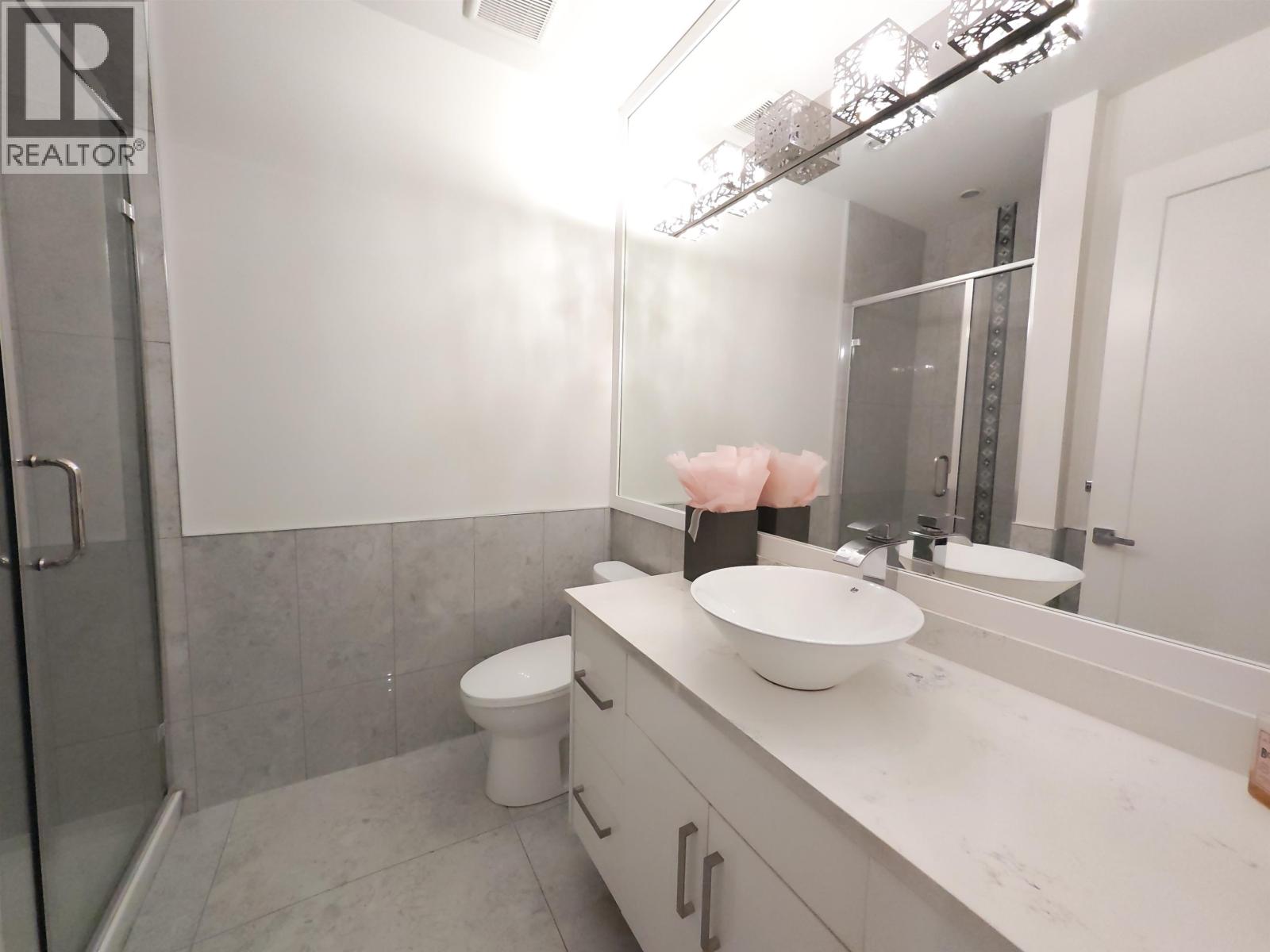 450 Wilson Street, New Westminster, British Columbia V3L 3R8 - Photo 10 - R3071584