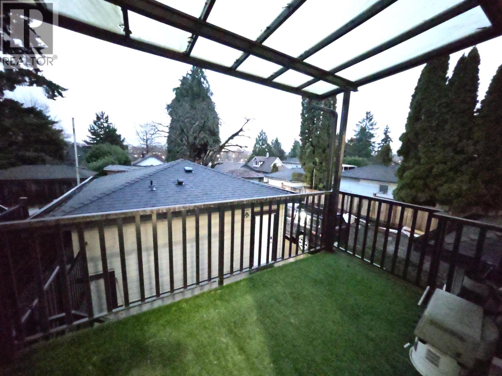 450 Wilson Street, New Westminster, British Columbia V3L 3R8 - Photo 8 - R3071584