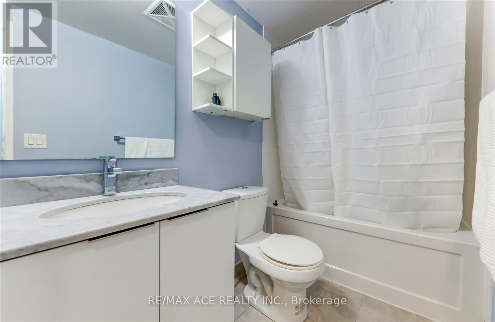 3905 - 14 York Street, Toronto, Ontario  M5J 0B1 - Photo 11 - C12605822