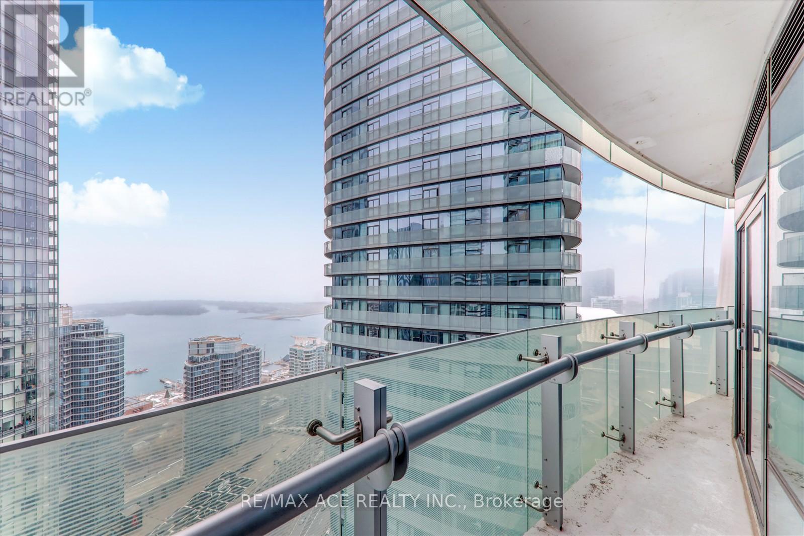 3905 - 14 York Street, Toronto, Ontario  M5J 0B1 - Photo 30 - C12605822