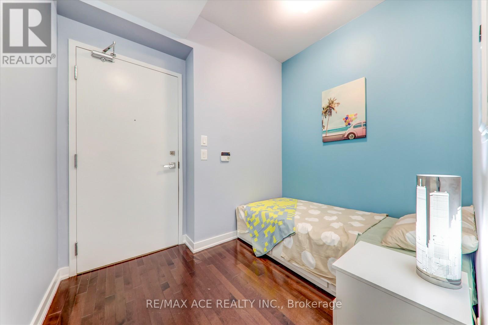 3905 - 14 York Street, Toronto, Ontario  M5J 0B1 - Photo 9 - C12605822