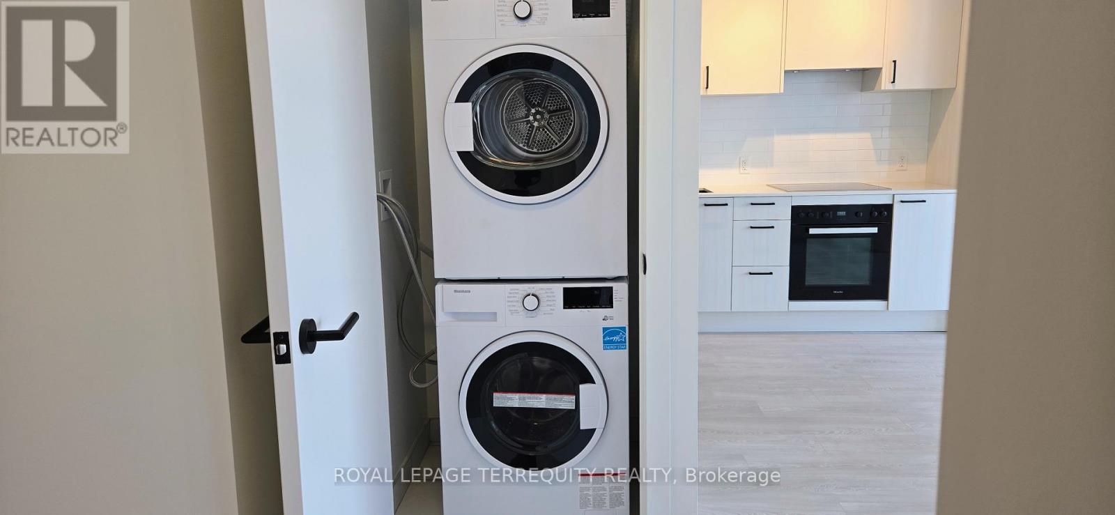 1515 - 1 Quarrington Lane, Toronto, Ontario  M3C 0S4 - Photo 12 - C12605854