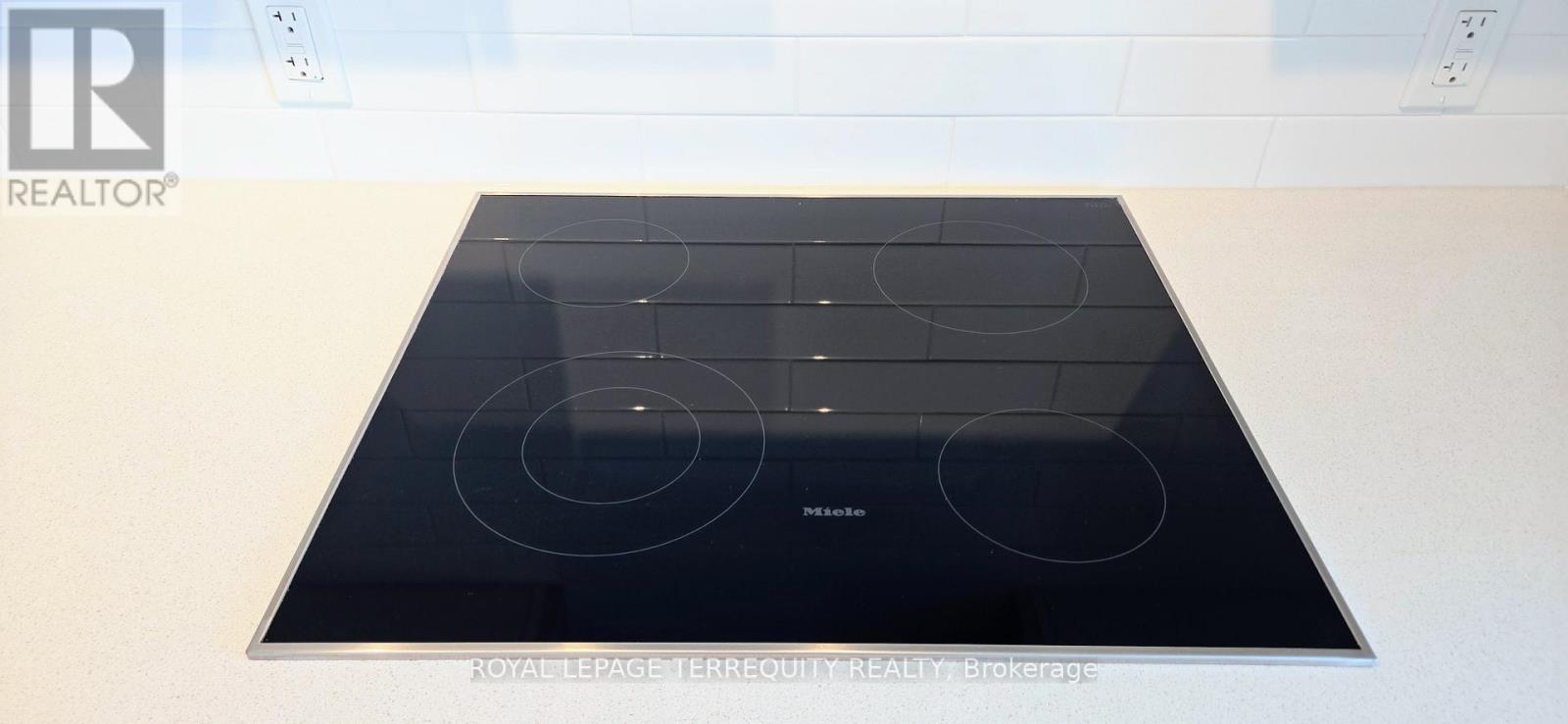 1515 - 1 Quarrington Lane, Toronto, Ontario  M3C 0S4 - Photo 8 - C12605854