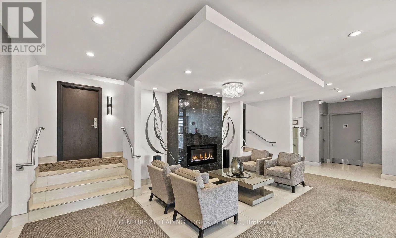 318 - 340 Watson Street W, Whitby, Ontario  L1N 9G1 - Photo 28 - E12604422