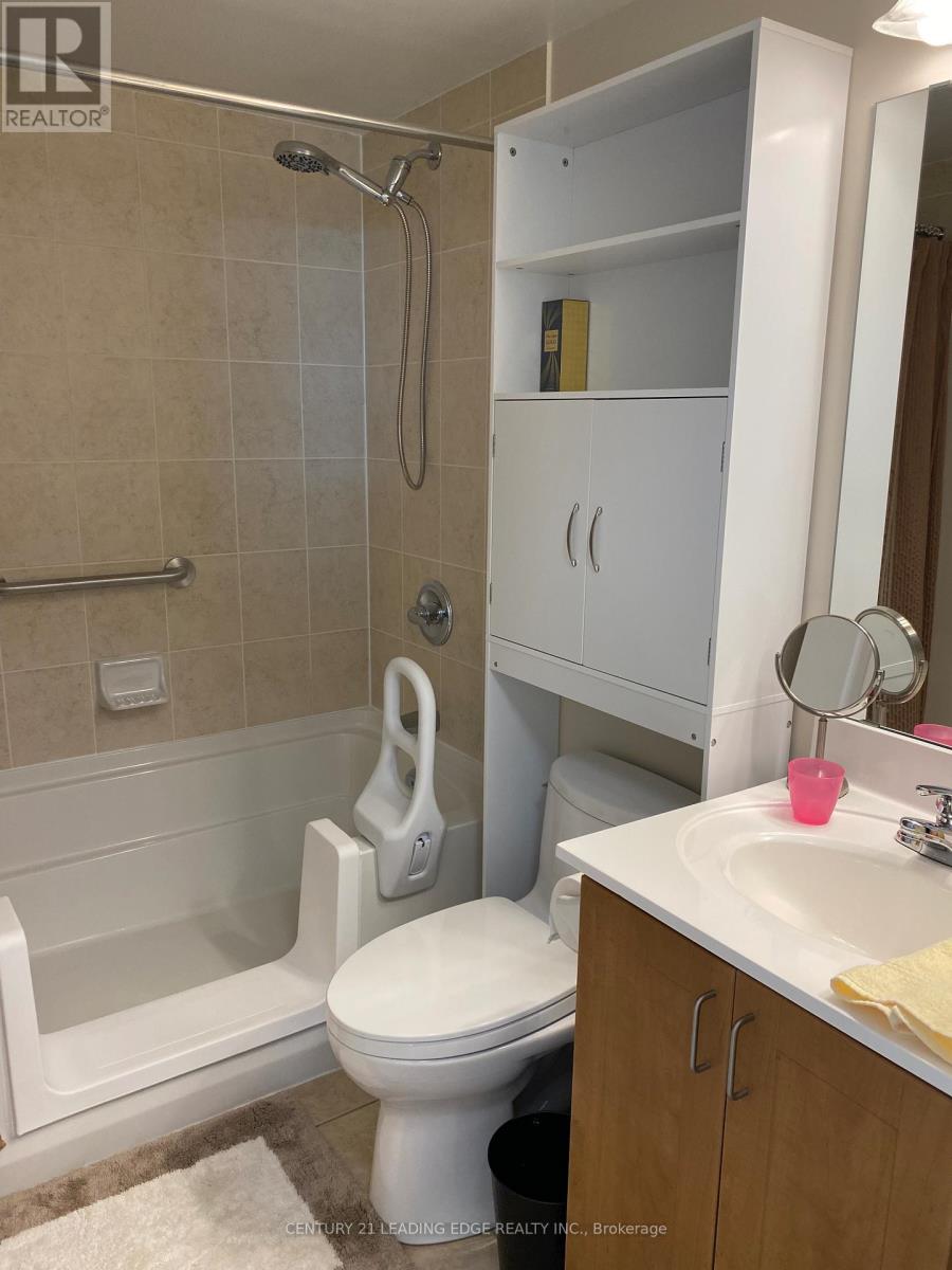 318 - 340 Watson Street W, Whitby, Ontario  L1N 9G1 - Photo 18 - E12604422