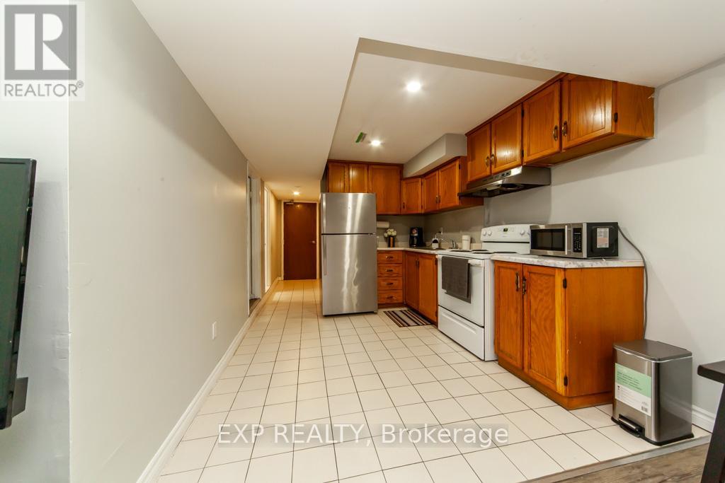 1447 Fleming Court, Oshawa, Ontario  L1J 8B1 - Photo 12 - E12605832