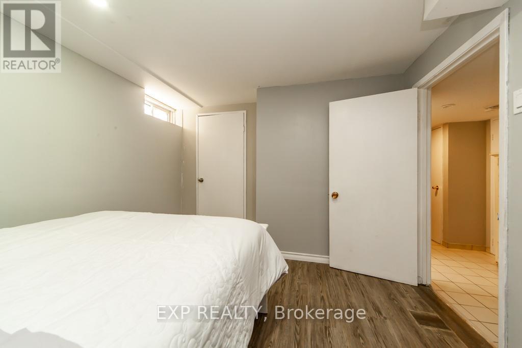 1447 Fleming Court, Oshawa, Ontario  L1J 8B1 - Photo 6 - E12605832