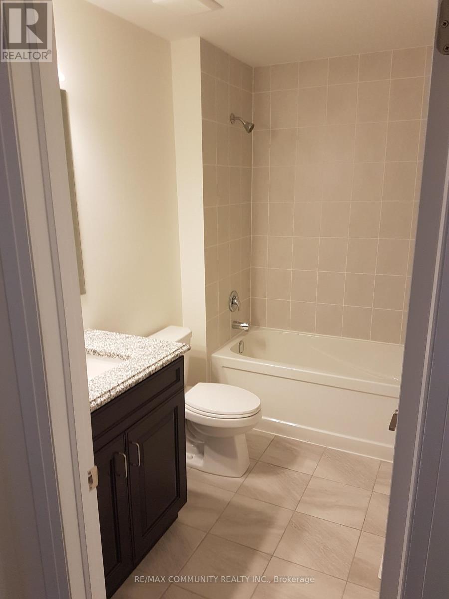 2447 Moonlight Crescent, Pickering, Ontario  L1V 2P8 - Photo 13 - E12605846