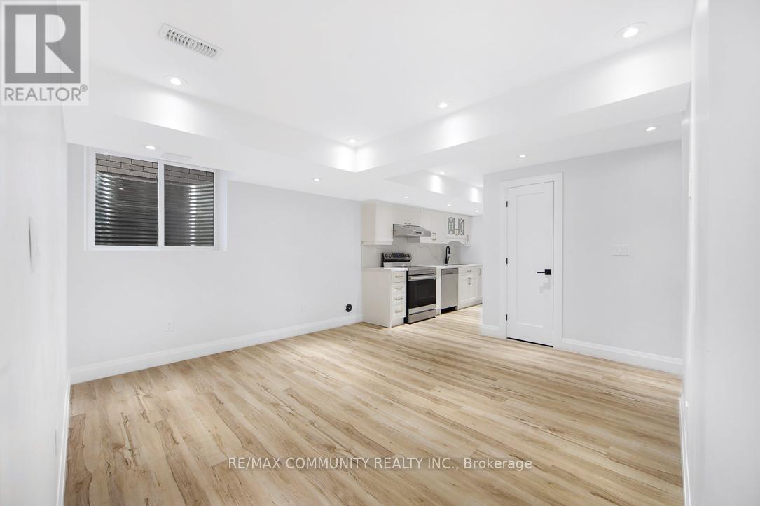 2447 Moonlight Crescent, Pickering, Ontario  L1V 2P8 - Photo 19 - E12605846