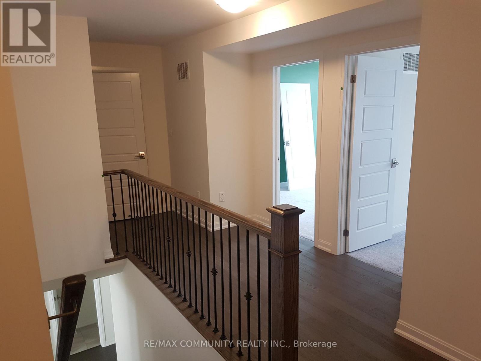 2447 Moonlight Crescent, Pickering, Ontario  L1V 2P8 - Photo 9 - E12605846