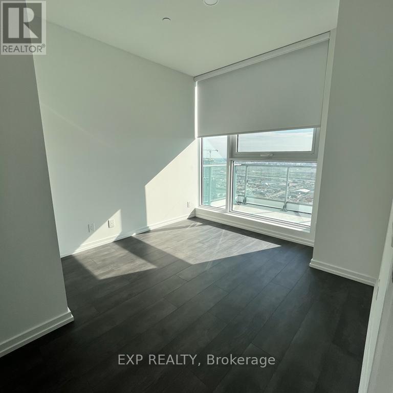 Ph07 - 1000 Portage Parkway, Vaughan, Ontario  L4K 0L1 - Photo 2 - N12605818