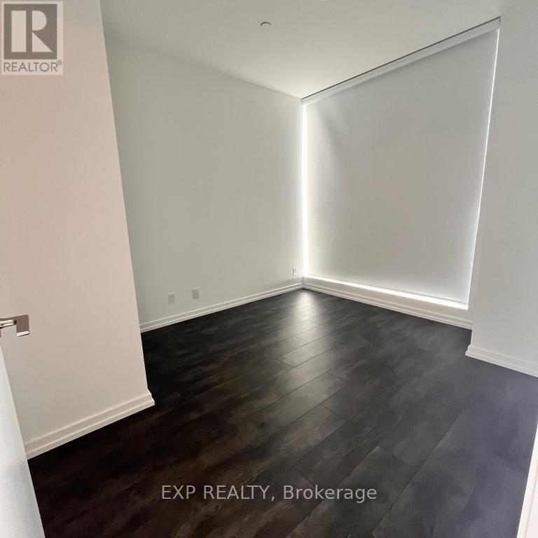 Ph07 - 1000 Portage Parkway, Vaughan, Ontario  L4K 0L1 - Photo 3 - N12605818