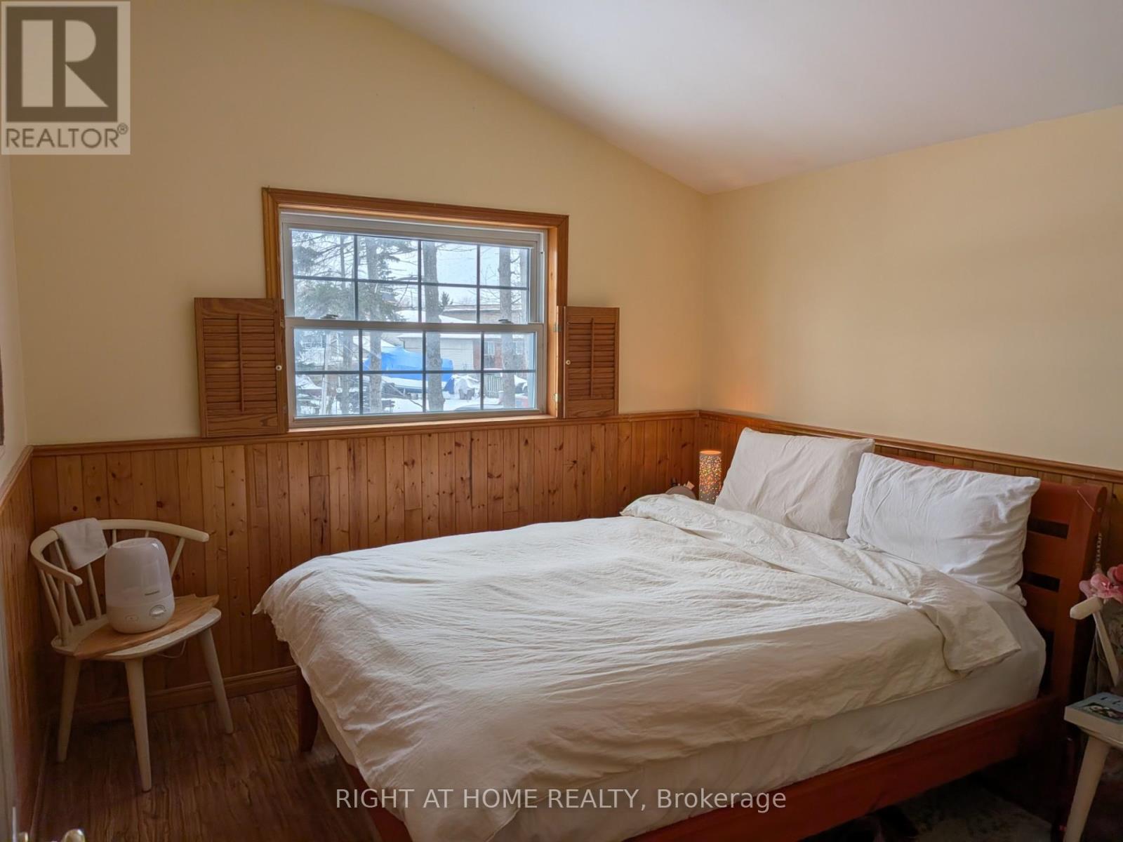 36 Shirlea Boulevard, Georgina, Ontario  L4P 1K9 - Photo 11 - N12605866