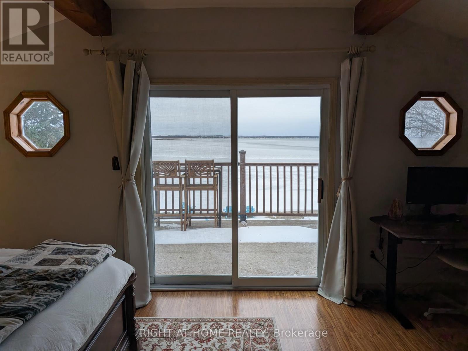 36 Shirlea Boulevard, Georgina, Ontario  L4P 1K9 - Photo 6 - N12605866