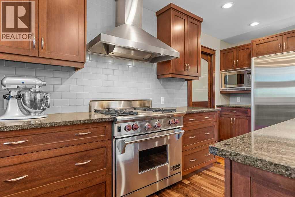 16 Blue Grouse Ridge, Canmore, Alberta T1W 1L5 - Photo 10 - A2260624