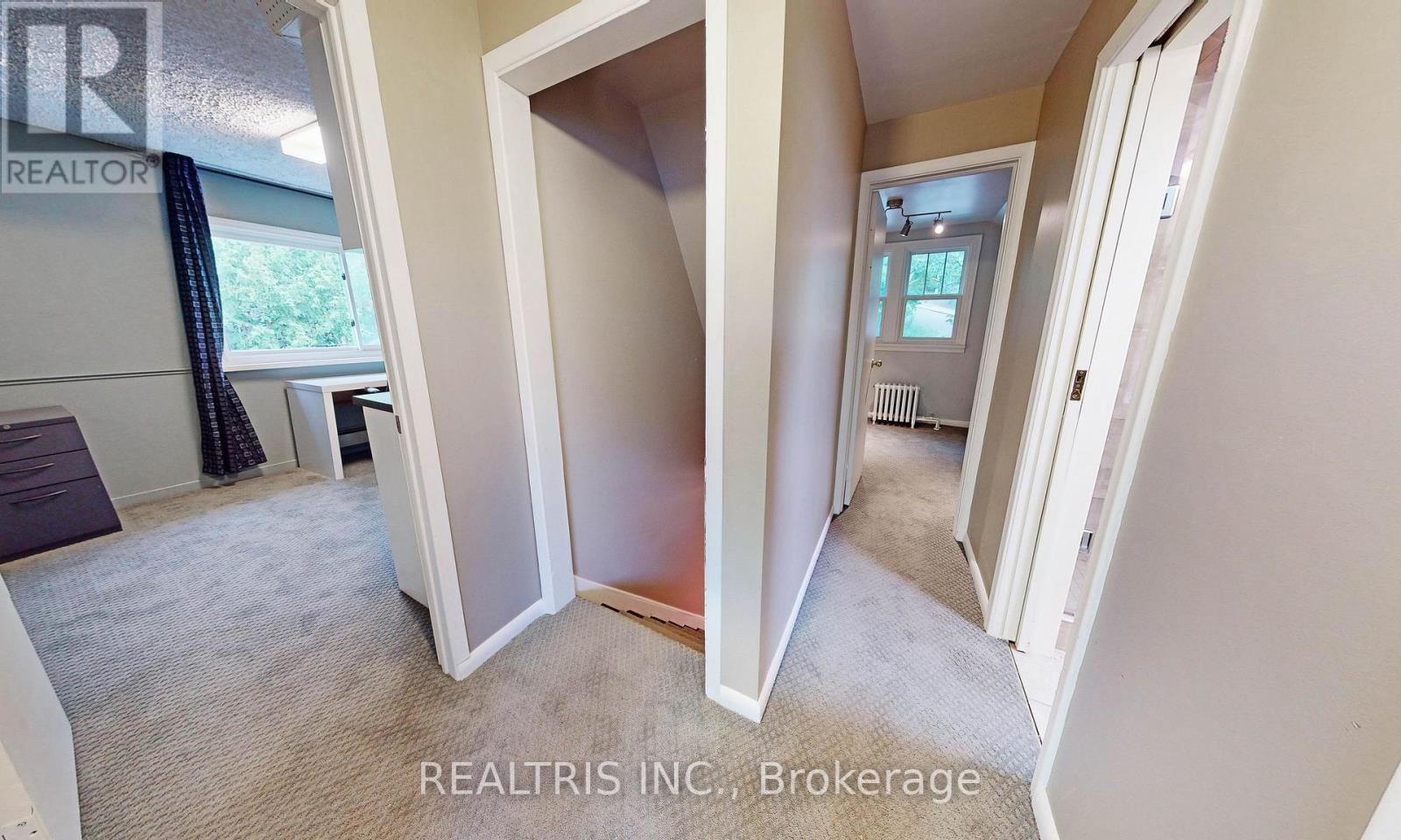 149 Worsley Street, Barrie (City Centre), Ontario  L4M 1M3 - Photo 33 - S12605796