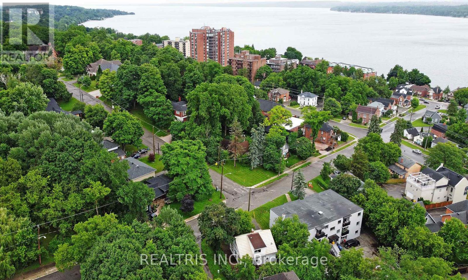 149 Worsley Street, Barrie, Ontario  L4M 1M3 - Photo 39 - S12605798