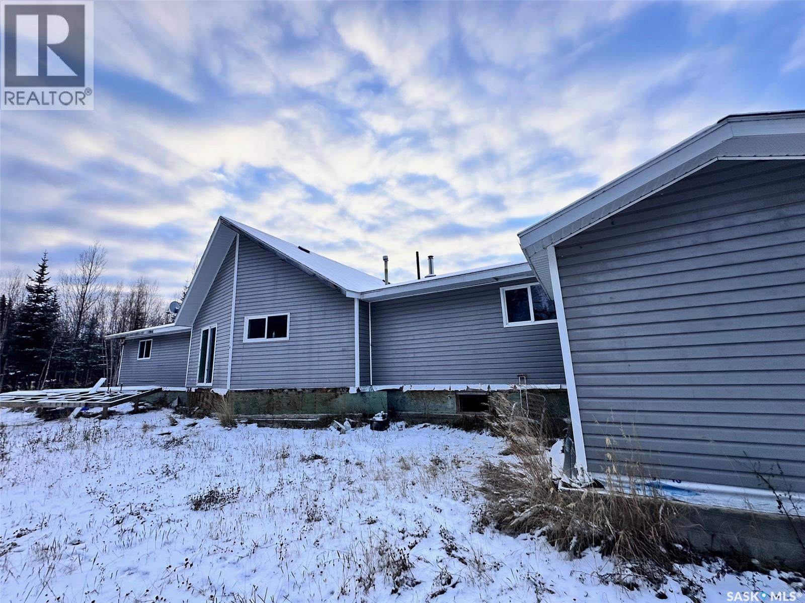 404 Blackpoint Bay, Black Point, Saskatchewan  S0M 1G0 - Photo 4 - SK025276