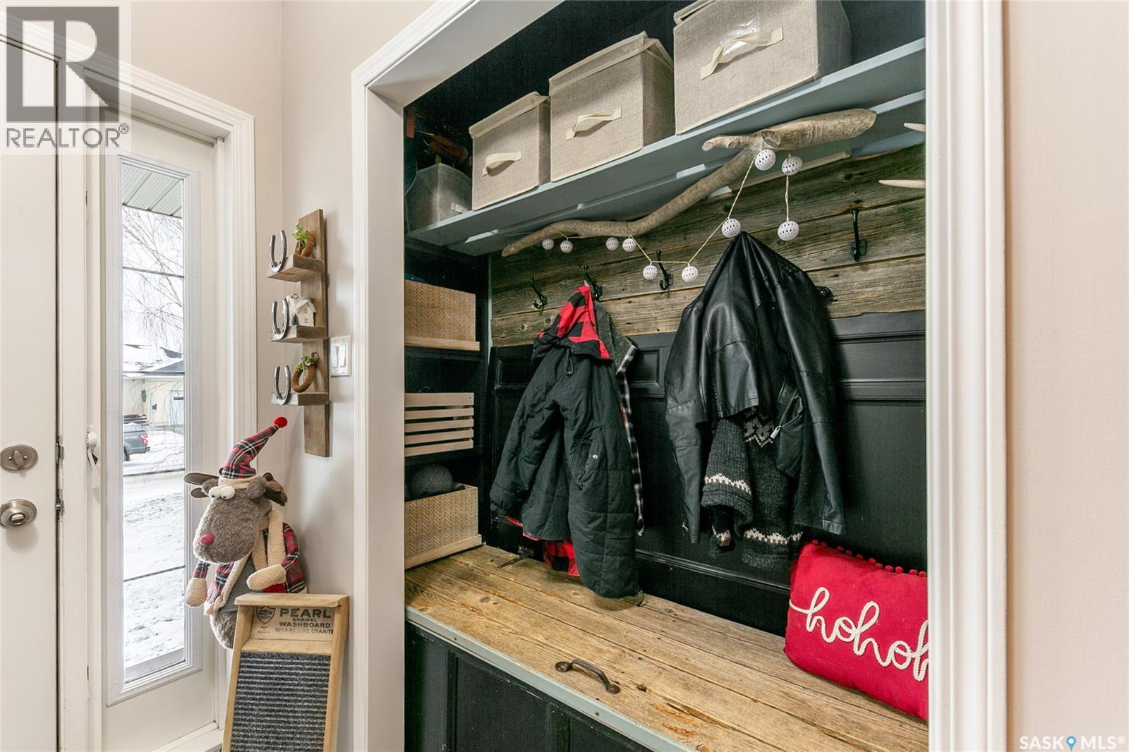 5 Rosewood Drive, Lumsden, Saskatchewan  S0G 3C0 - Photo 3 - SK025255