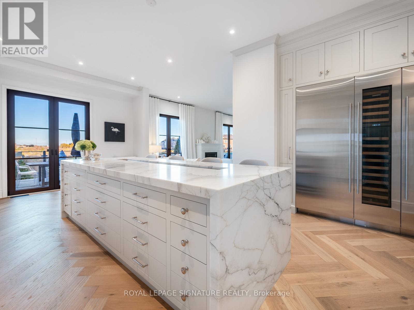 1335 Britton Crescent, Milton, Ontario  L9E 1L5 - Photo 10 - W12605790