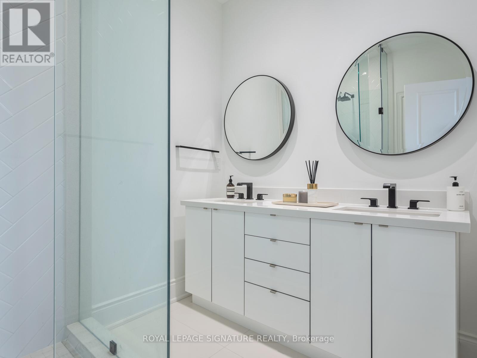 1335 Britton Crescent, Milton, Ontario  L9E 1L5 - Photo 32 - W12605790