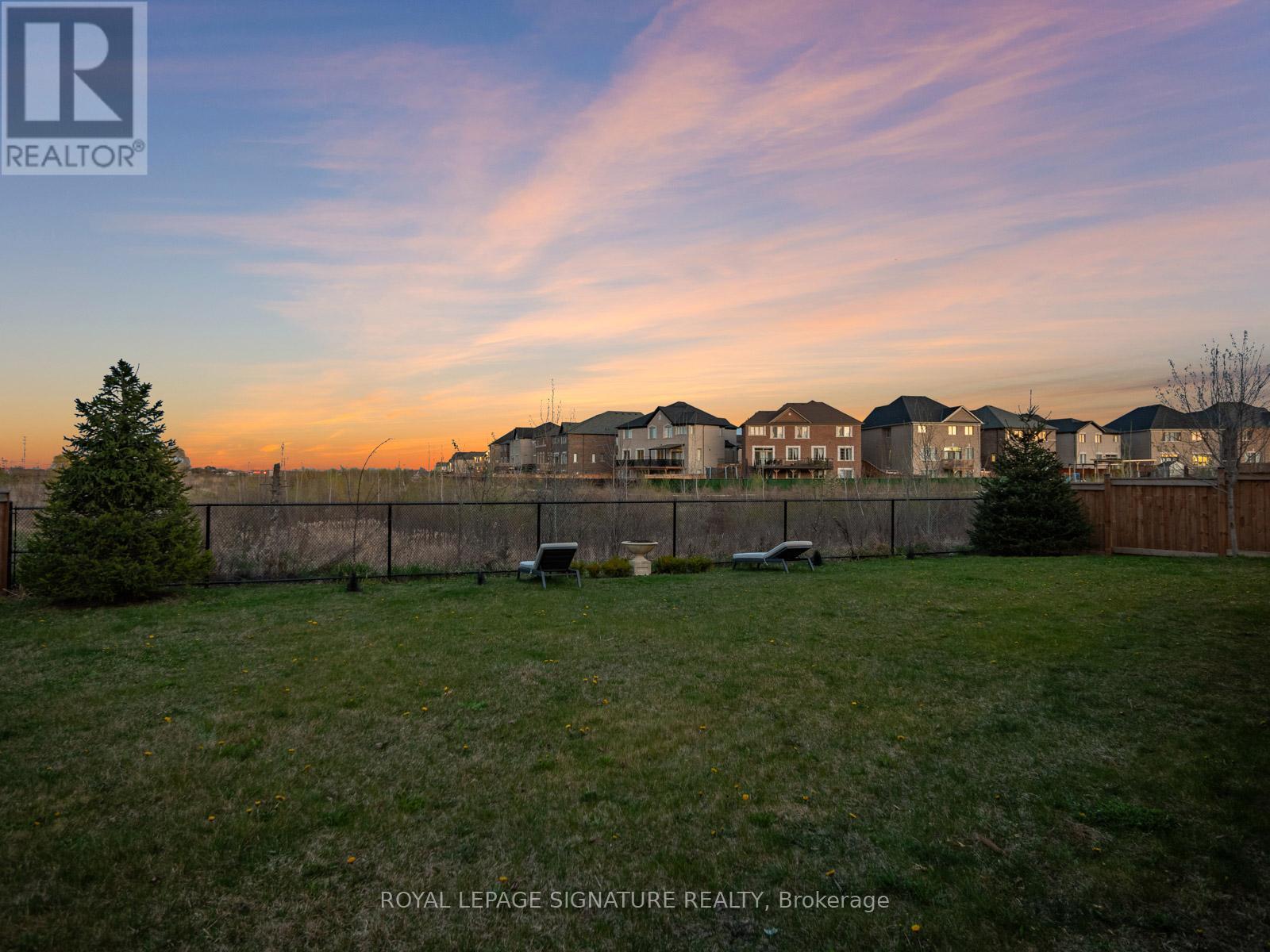 1335 Britton Crescent, Milton, Ontario  L9E 1L5 - Photo 46 - W12605790