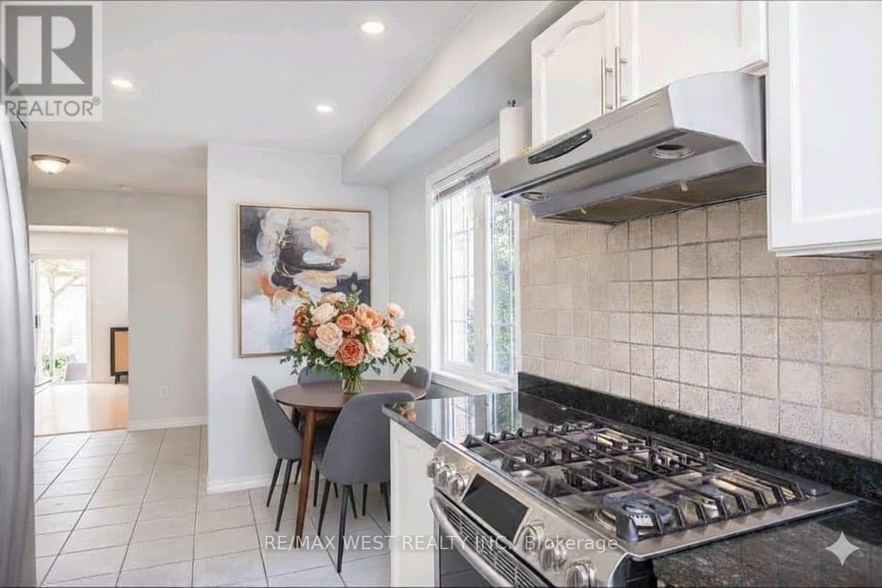 1508 PINECLIFF ROAD, Oakville, Ontario