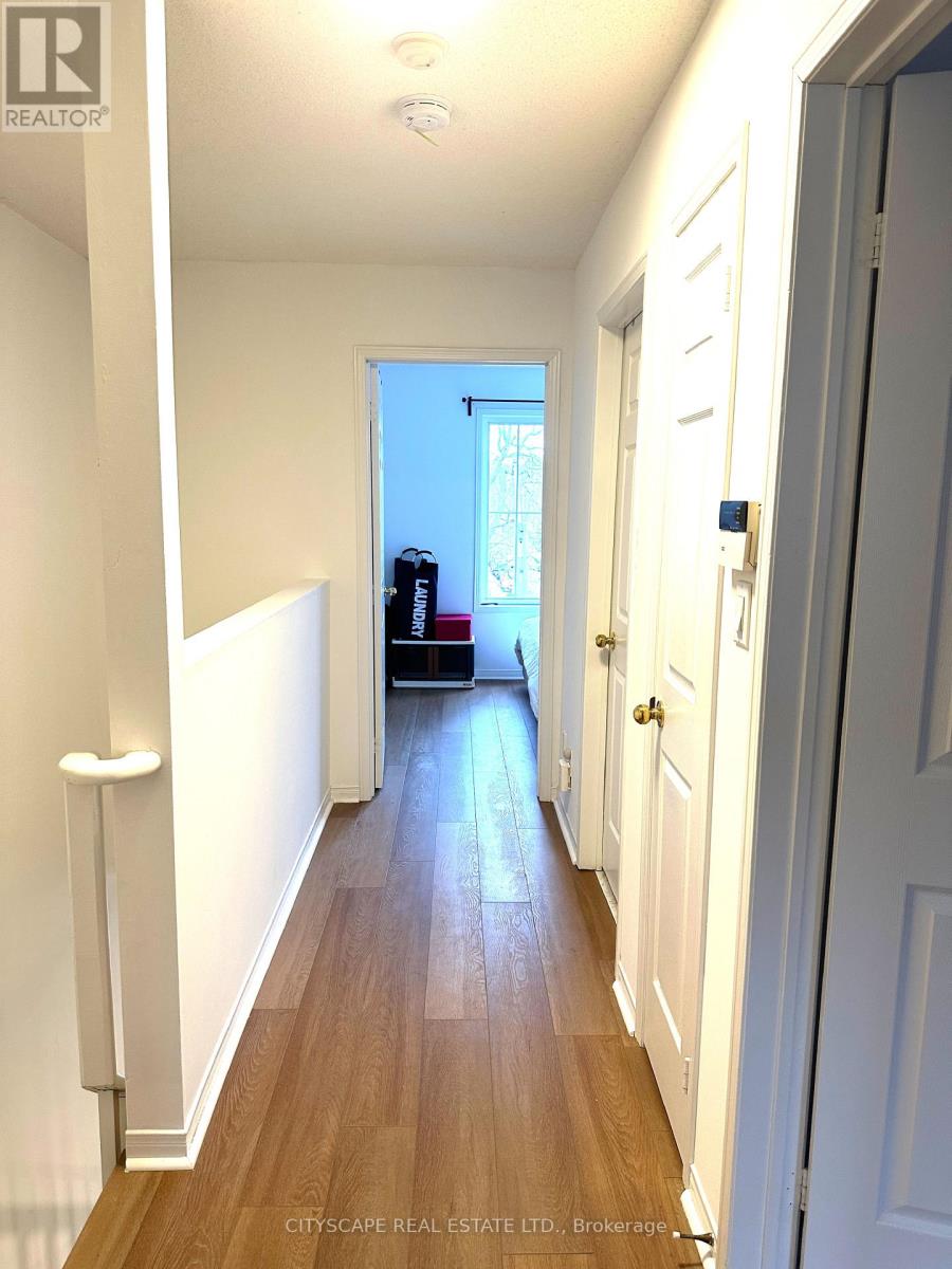 23 Rankin Crescent, Toronto, Ontario  M6P 4H1 - Photo 6 - W12605844