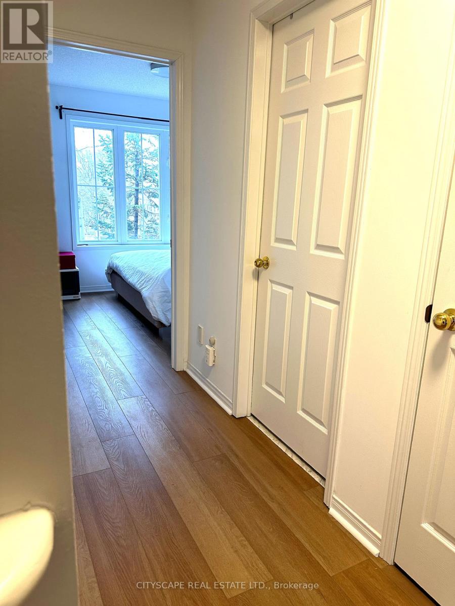 23 Rankin Crescent, Toronto, Ontario  M6P 4H1 - Photo 9 - W12605844