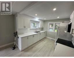 UPPER - 437 CHARLOTTE STREET