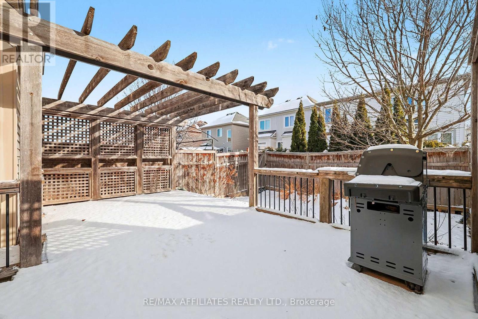 284 Par-La-Ville Circle, Ottawa, Ontario  K2S 0M4 - Photo 13 - X12592742