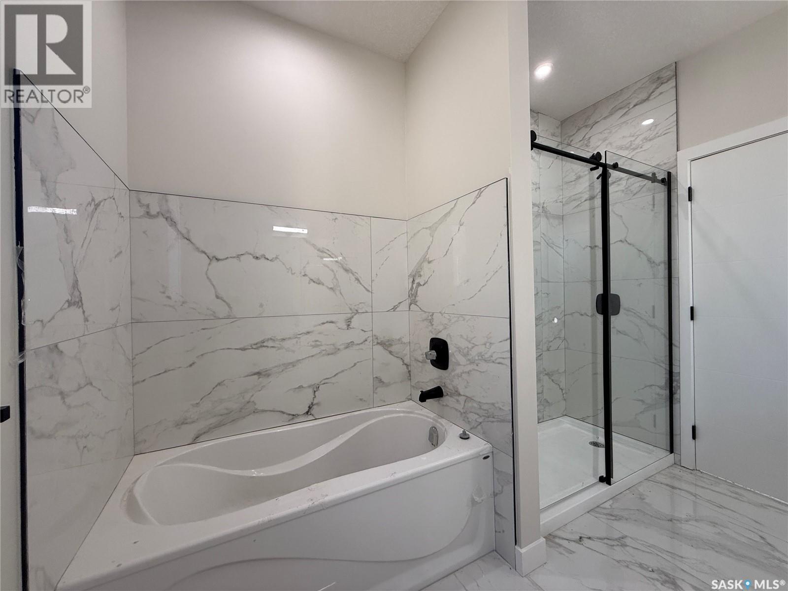 801 Weir Crescent, Warman, Saskatchewan  S0K 4S4 - Photo 15 - SK020786