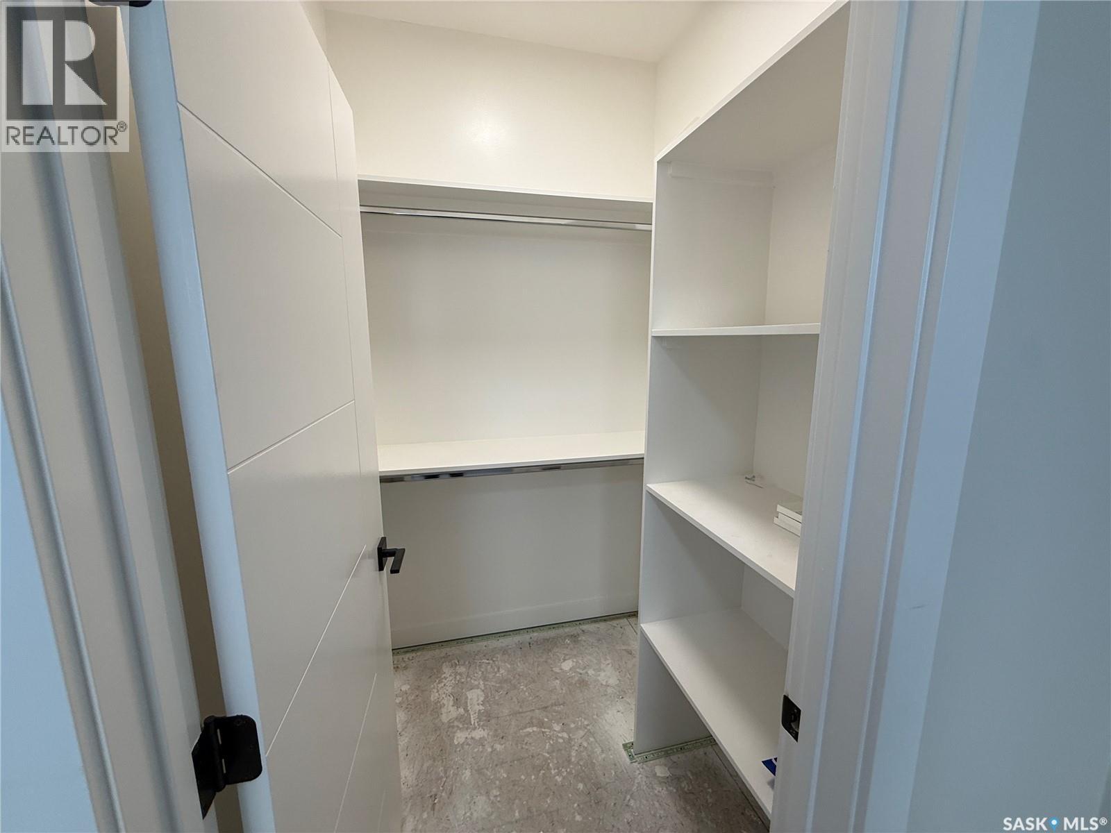 801 Weir Crescent, Warman, Saskatchewan  S0K 4S4 - Photo 8 - SK020786