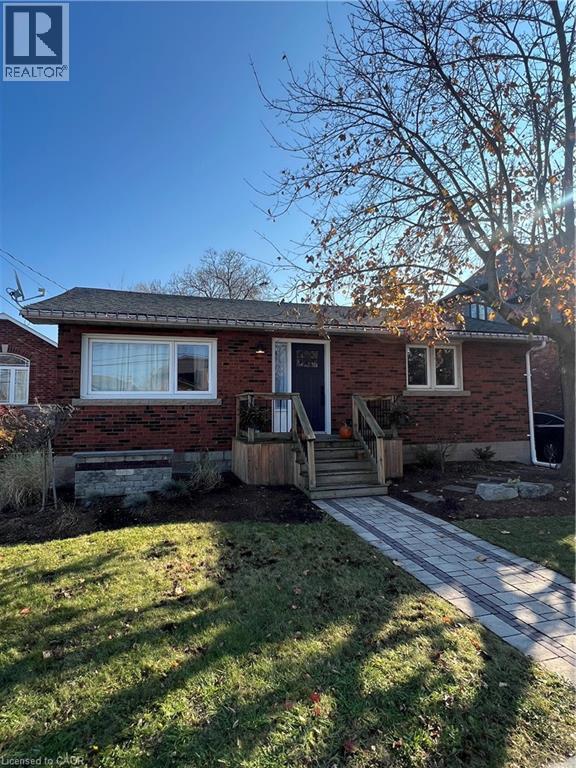 212 MILLEN Road, Hamilton, Ontario