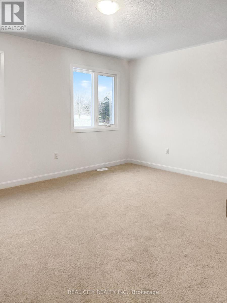 88 Royal Oak Crescent, Loyalist, Ontario  K0H 1G0 - Photo 18 - X12605806