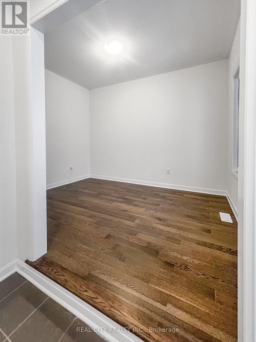 88 Royal Oak Crescent, Loyalist, Ontario  K0H 1G0 - Photo 3 - X12605806