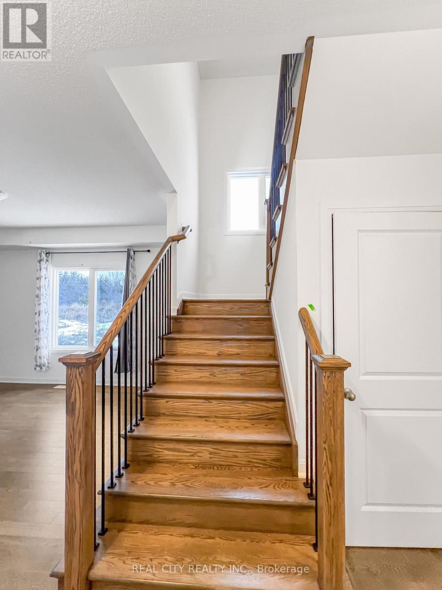 88 Royal Oak Crescent, Loyalist, Ontario  K0H 1G0 - Photo 5 - X12605806