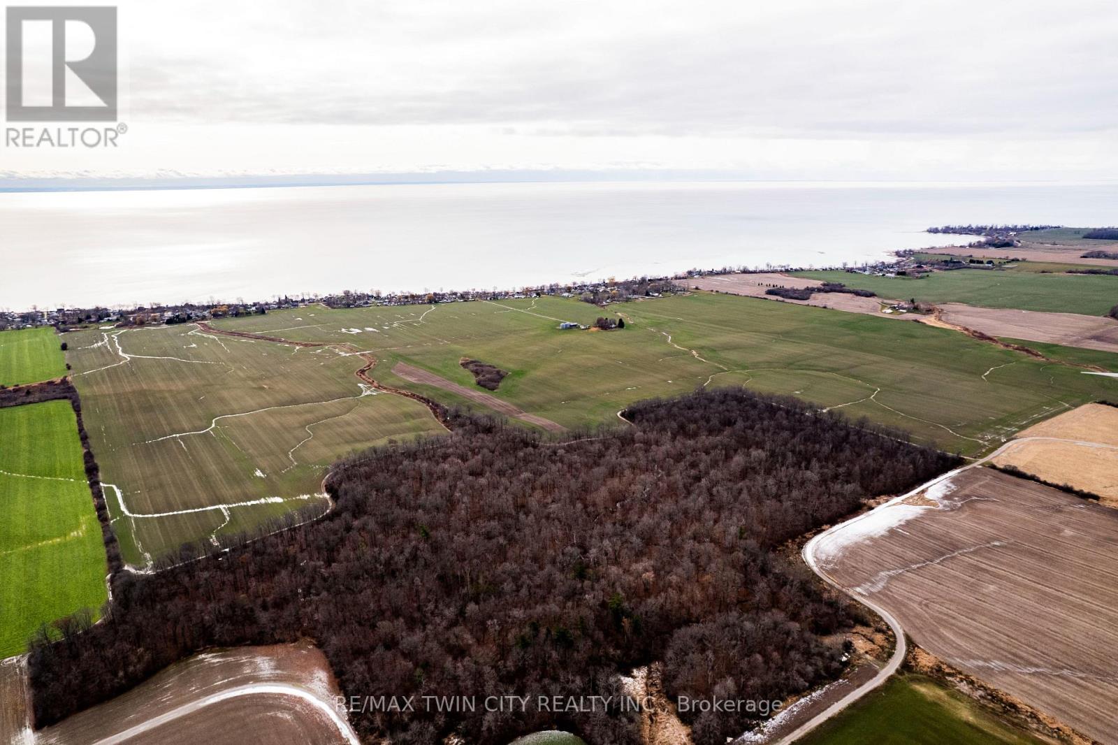 905 Lakeshore Road, Haldimand, Ontario  N0A 1P0 - Photo 12 - X12605840